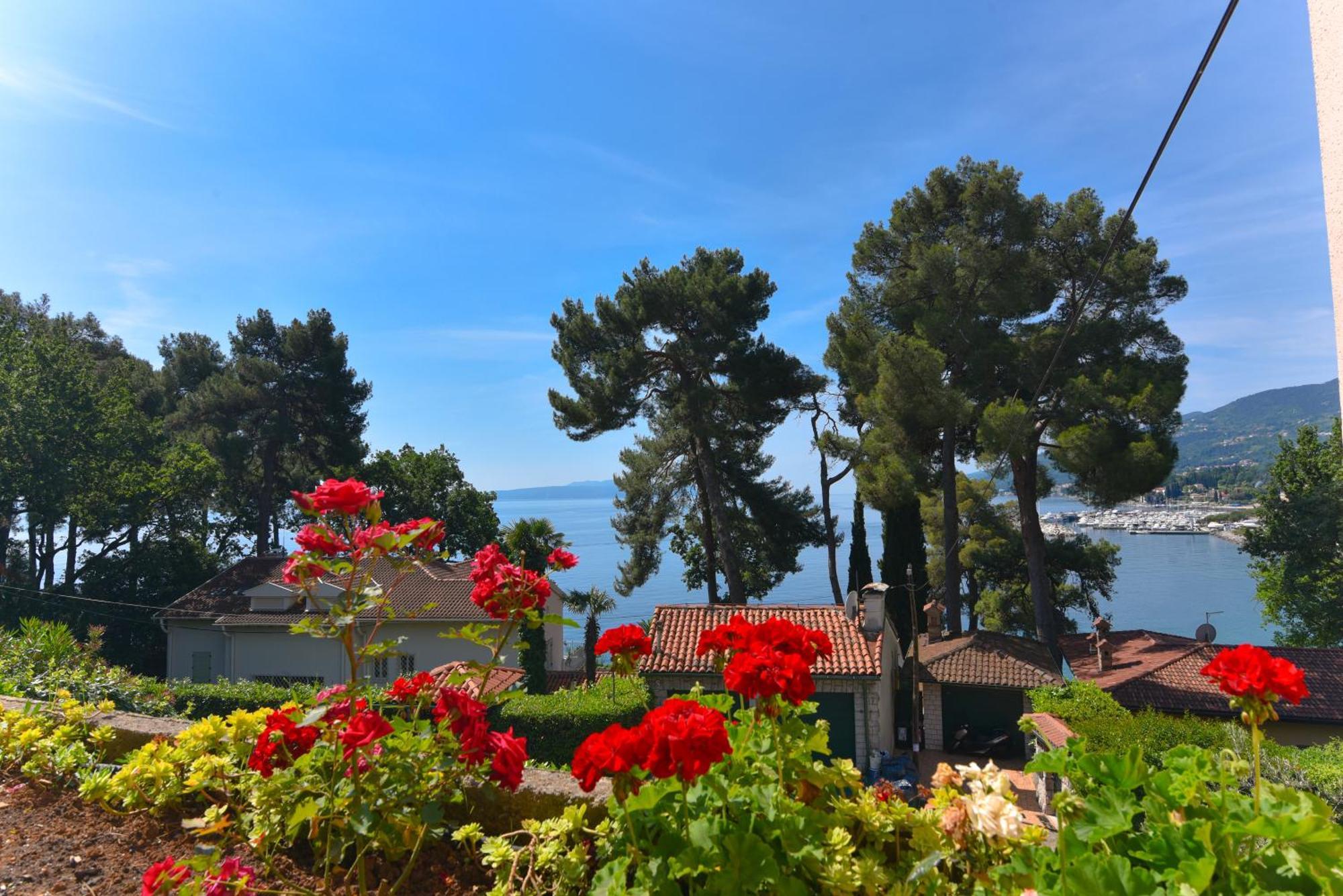 Apartments Villa Vosilla Opatija Bagian luar foto