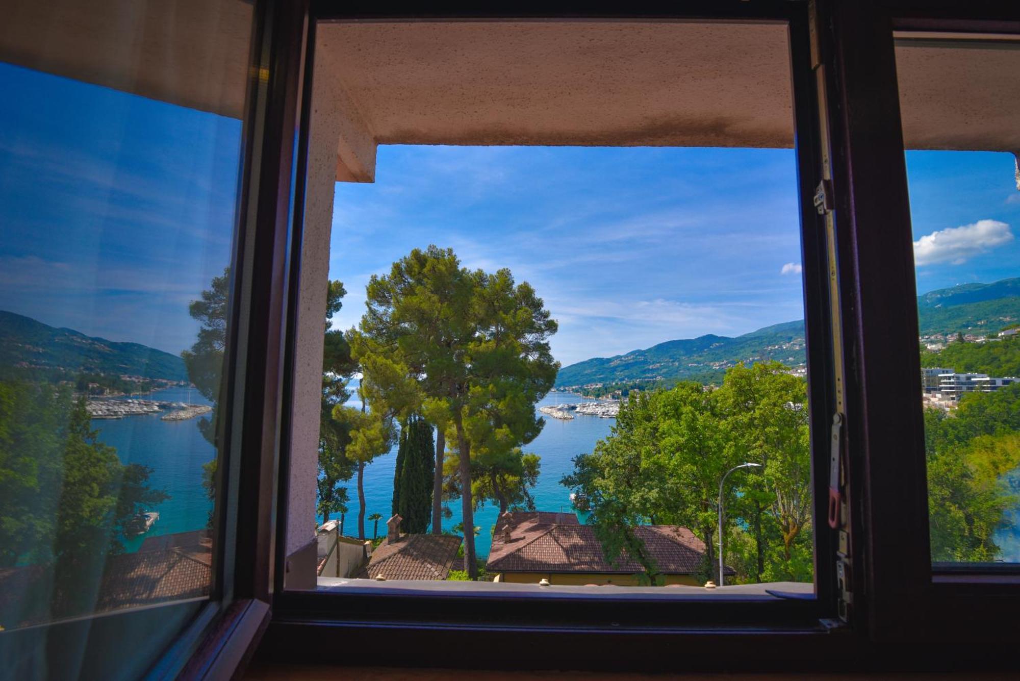 Apartments Villa Vosilla Opatija Bagian luar foto
